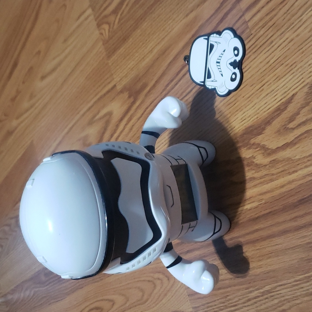 2 Star Wars Stormtroopers lot alarm clock keychain Lucasfilm